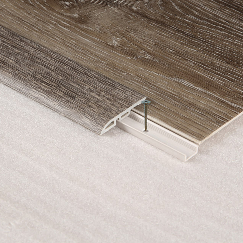 Reductor SPC impermeable para conexión de piso sin costuras